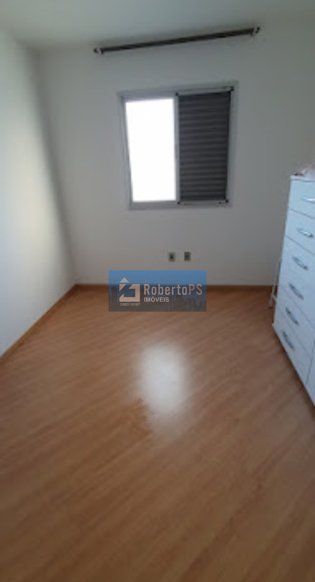 Apartamento à venda em São José dos Campos-SP: 3 quartos, 1 suíte, 1 sala, 2 vagas de garagem no Jardim das Colinas. Venha conferir!