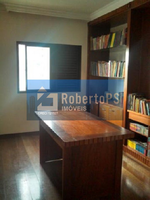 Belíssimo Apartamento de 187m² com Localização Privilegiada e Área de Lazer, no Centro de Taubaté.