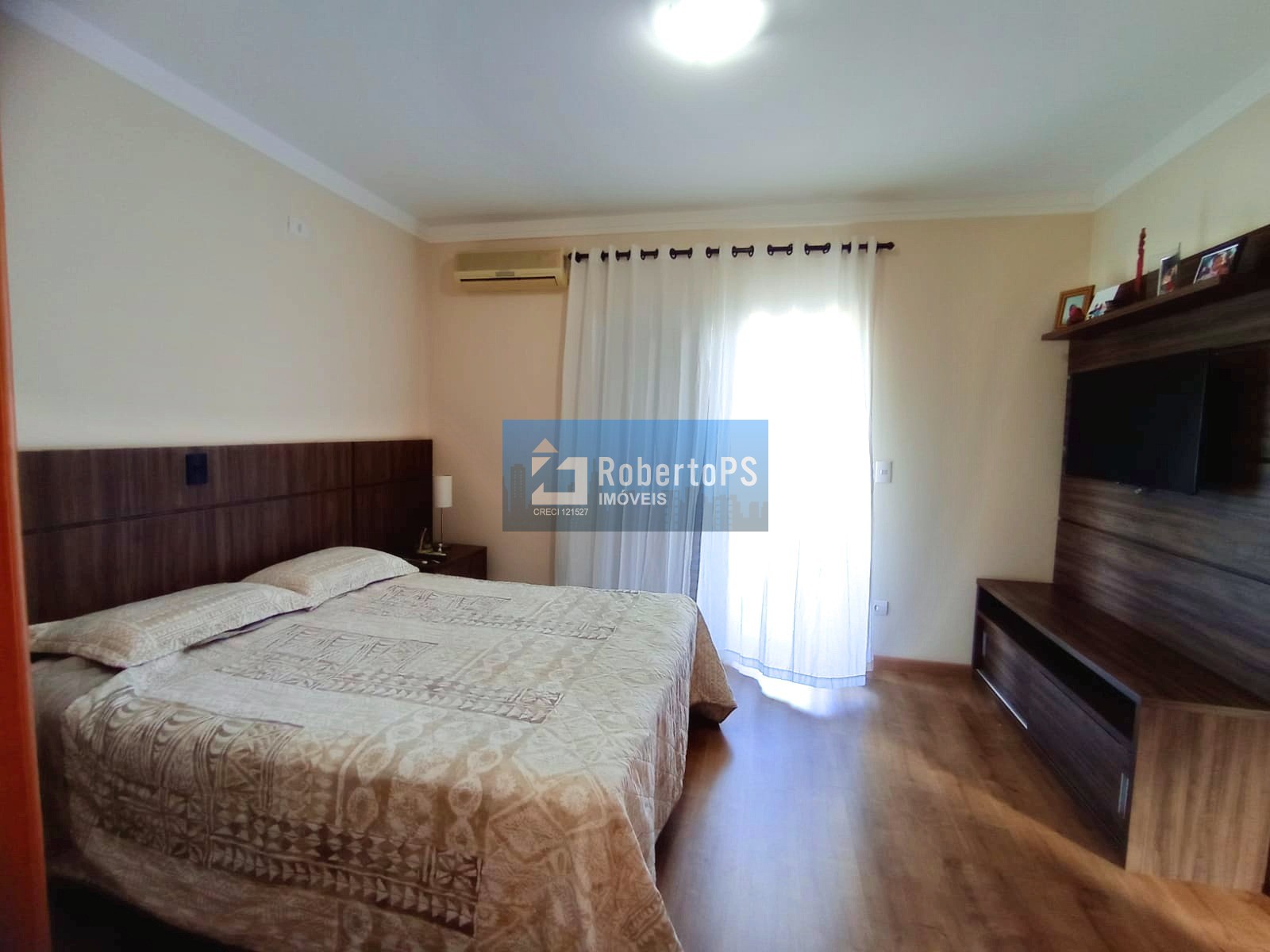 Sobrado no Altos da Serra VI, 210,72 m2, para venda R$1.600.000,00 - Urbanova - São Jose dos Campos - SP