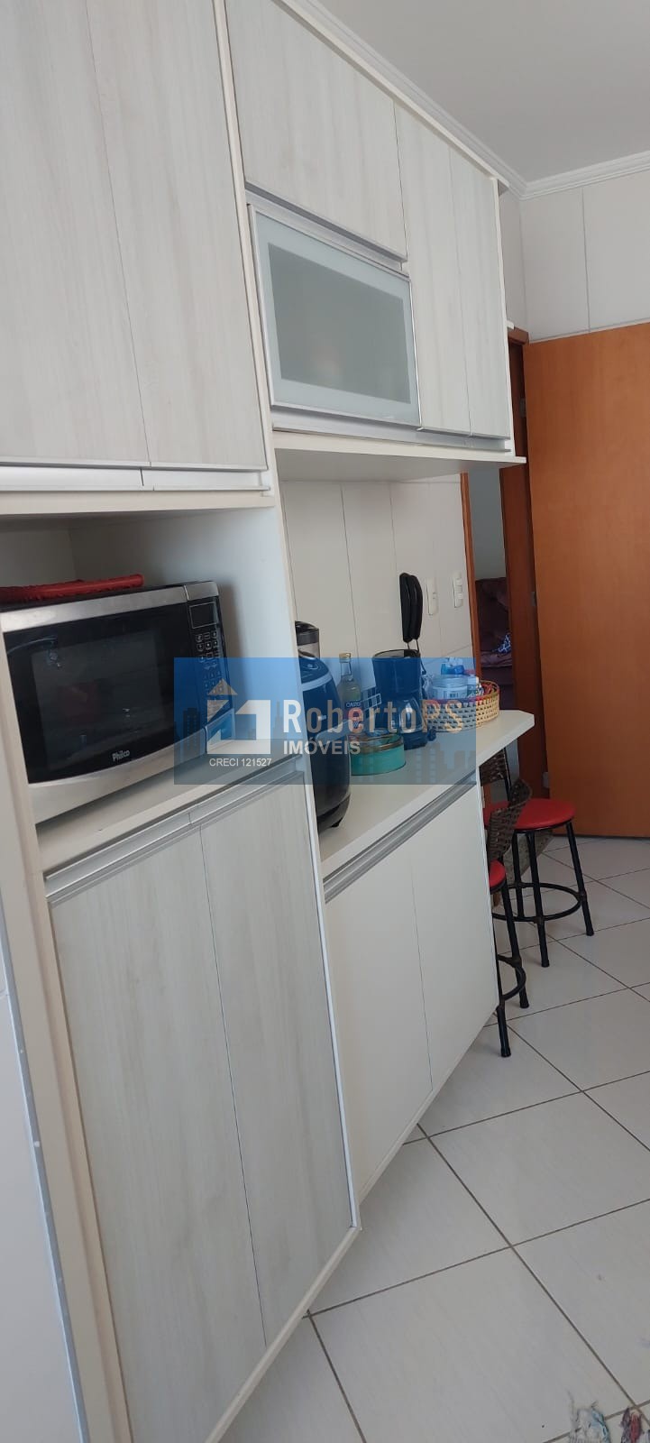 Lindo apartamento com 2 dormitórios e uma suíte no Jardim das indústrias