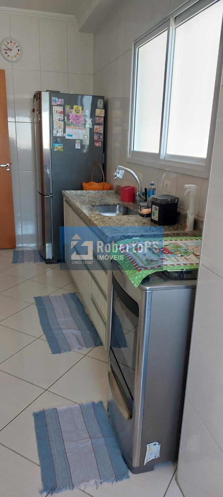 Lindo apartamento com 2 dormitórios e uma suíte no Jardim das indústrias