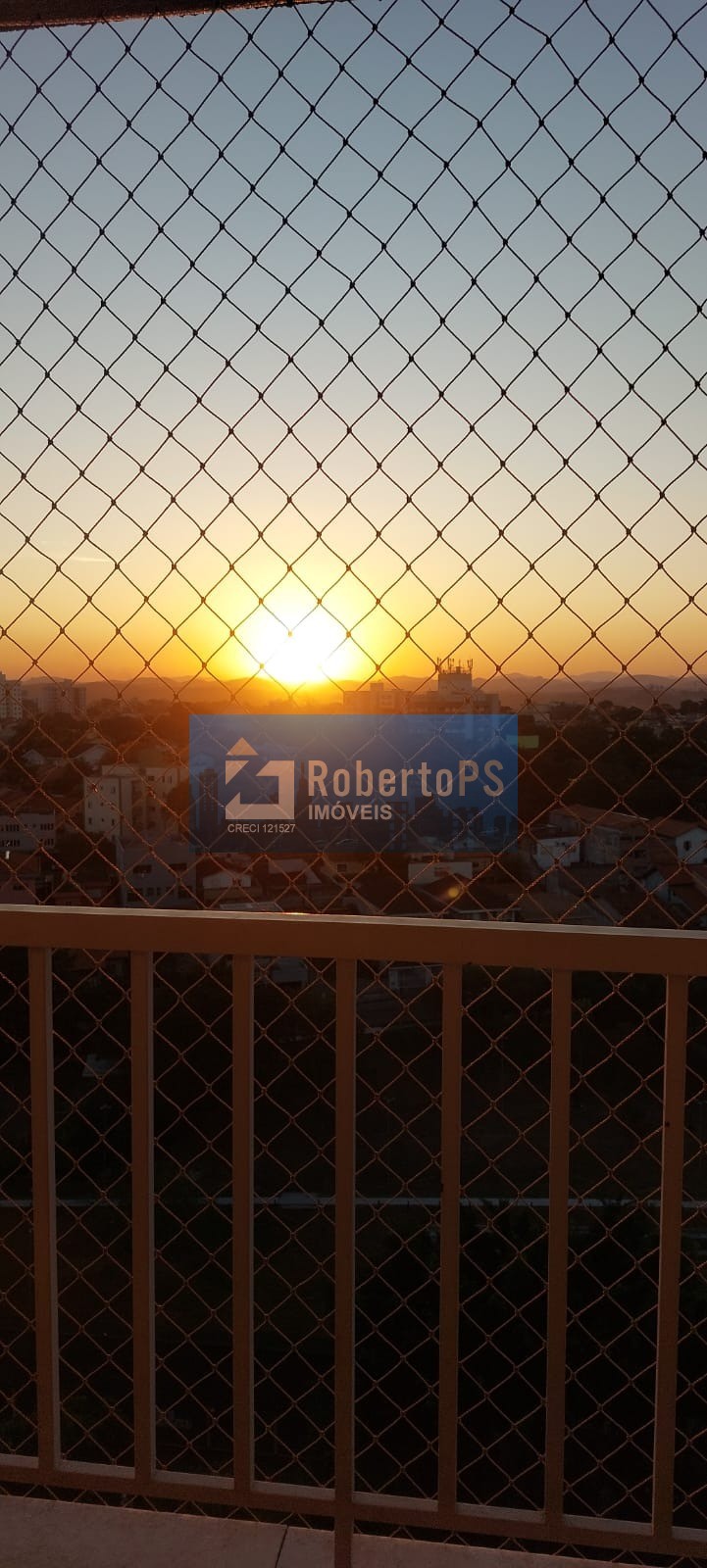 Lindo apartamento com 2 dormitórios e uma suíte no Jardim das indústrias