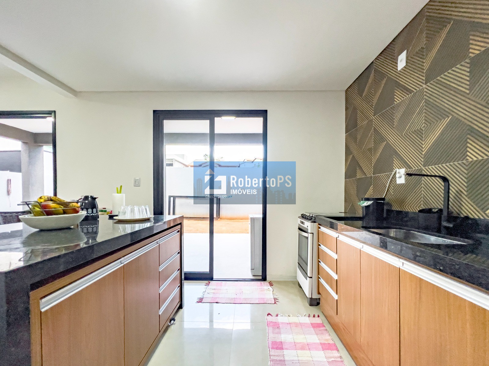 Conheça essa incrível casa em condomínio à venda em jacareí-