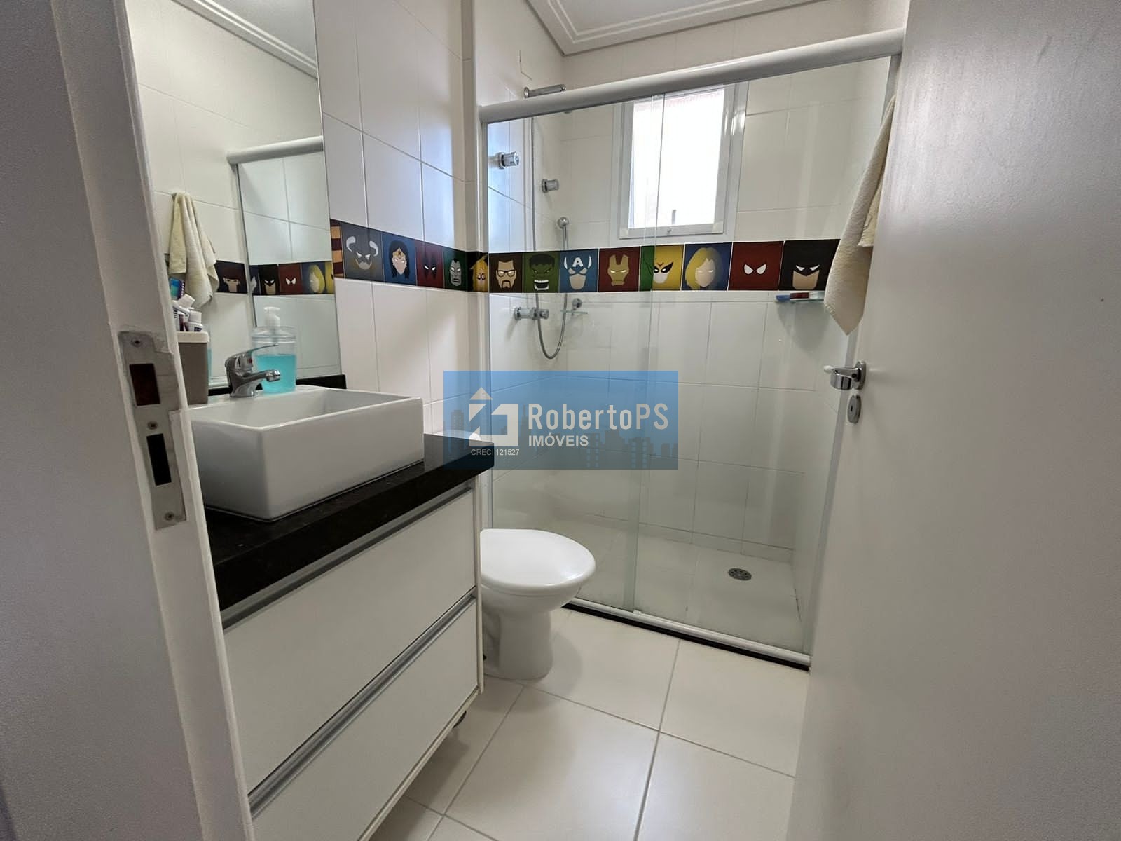 Lindo apartamento com três suítes no Jardim das Indústrias.