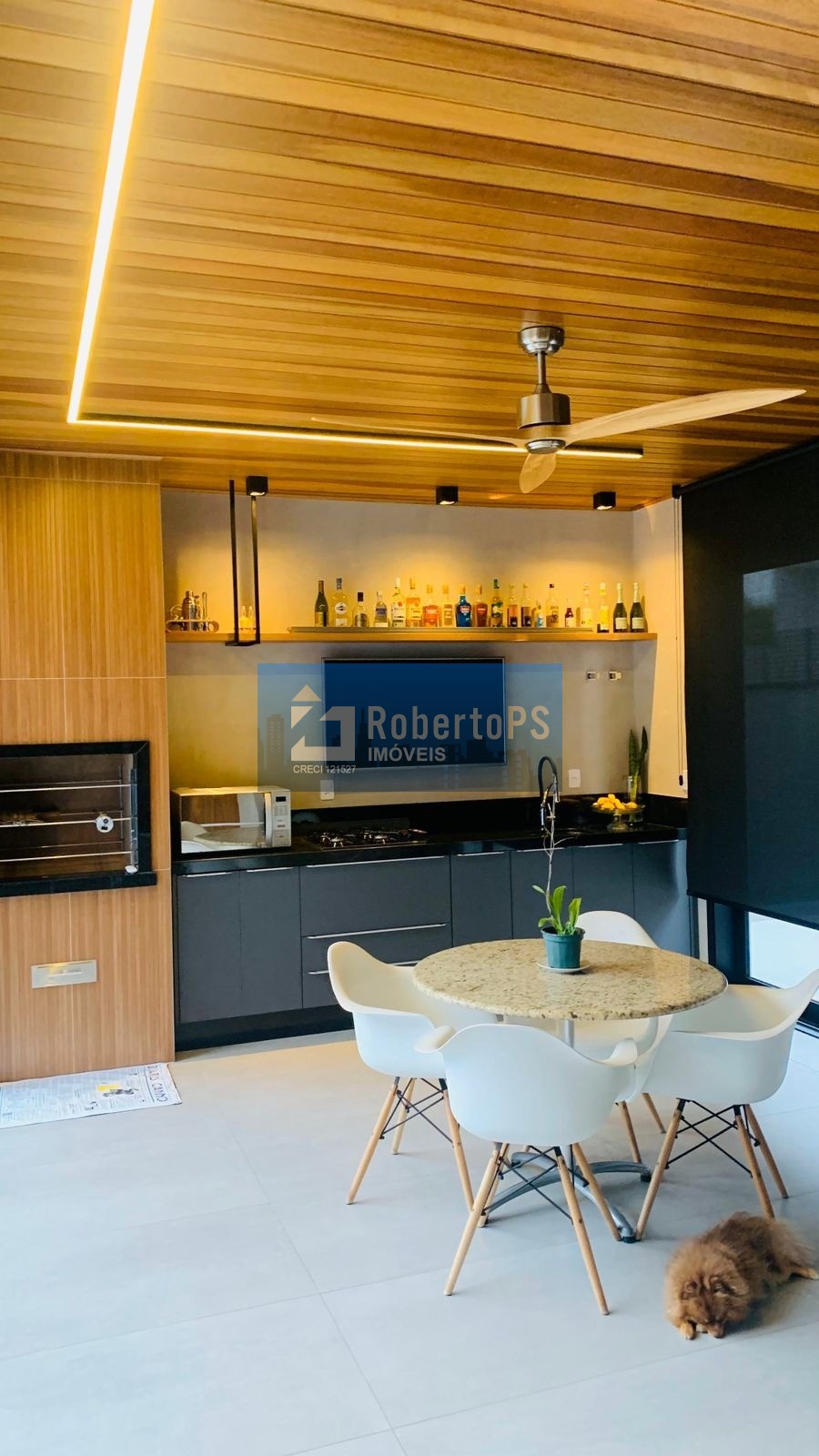 Casa maravilhosa com 4 suítes, com piscina aquecida e espaço gourmet no Urbanova.