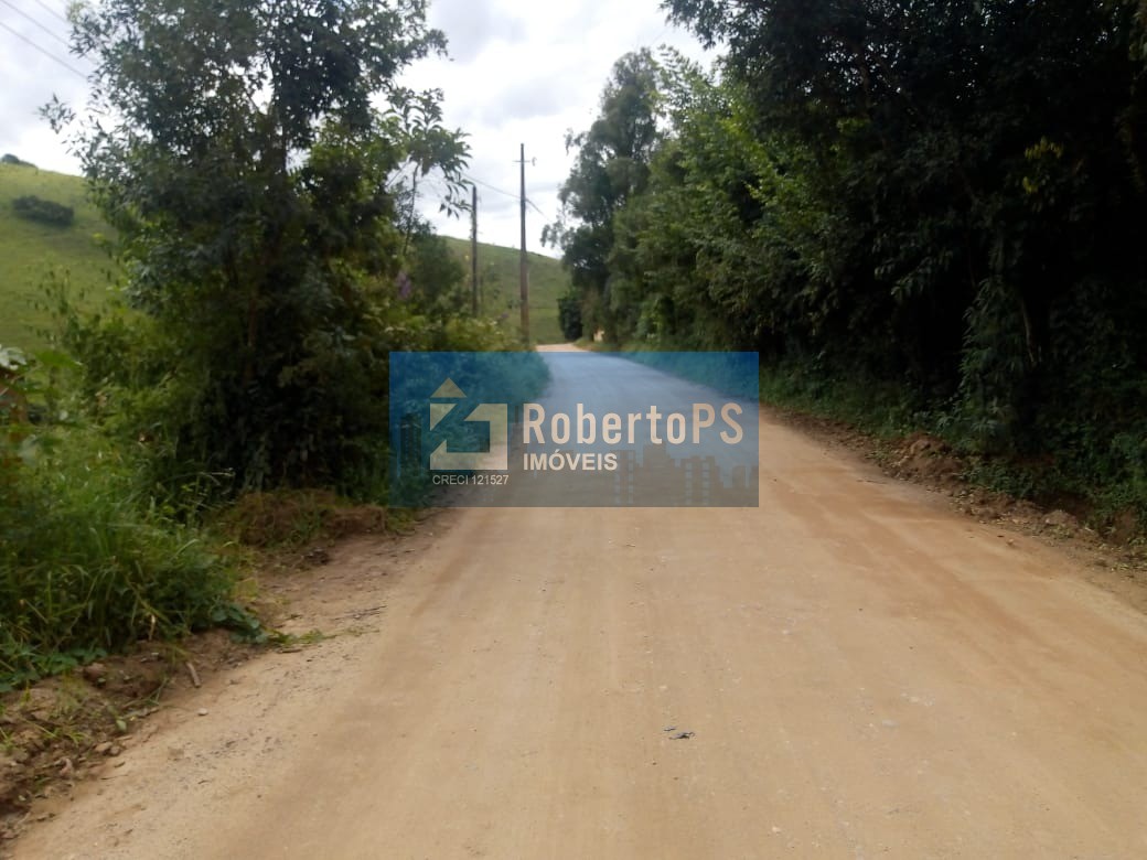 Excelente fazenda para pecuária em Cambuí - MG próxima ao Estado de São Paulo a 1 Km da Rodovia Fernão Dias