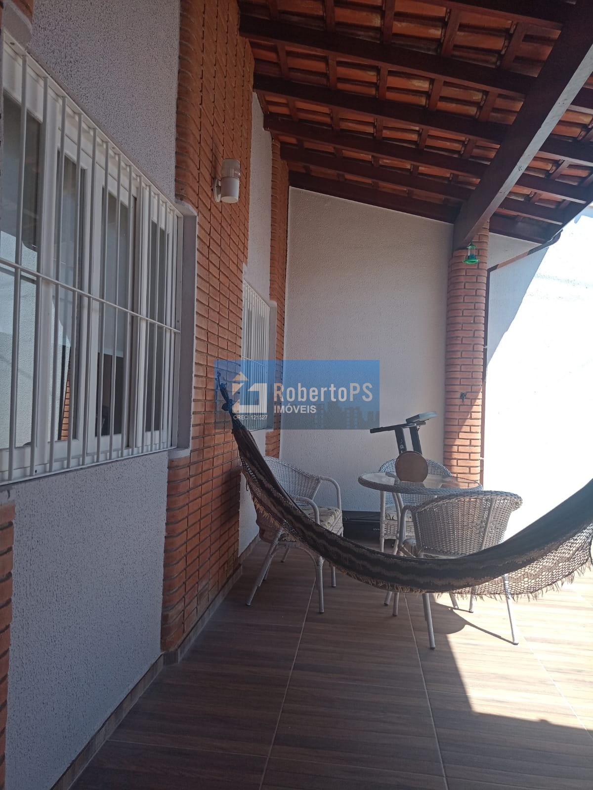 Linda casa com piscina no jardim santa maria em jacareí.