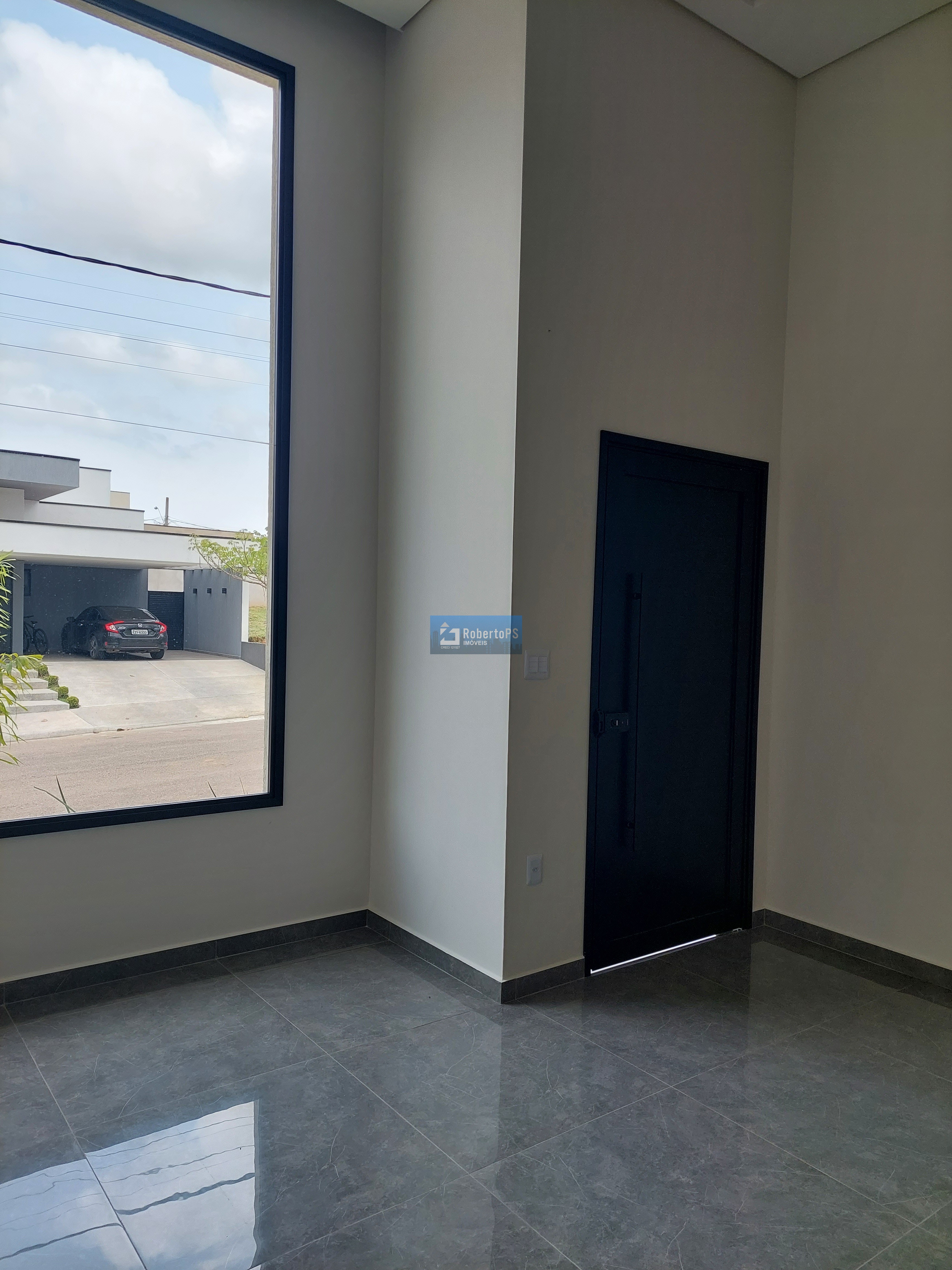 Maravilhosa casa para permuta no condomínio fechado Terras do Vale com total segurança e recém construída