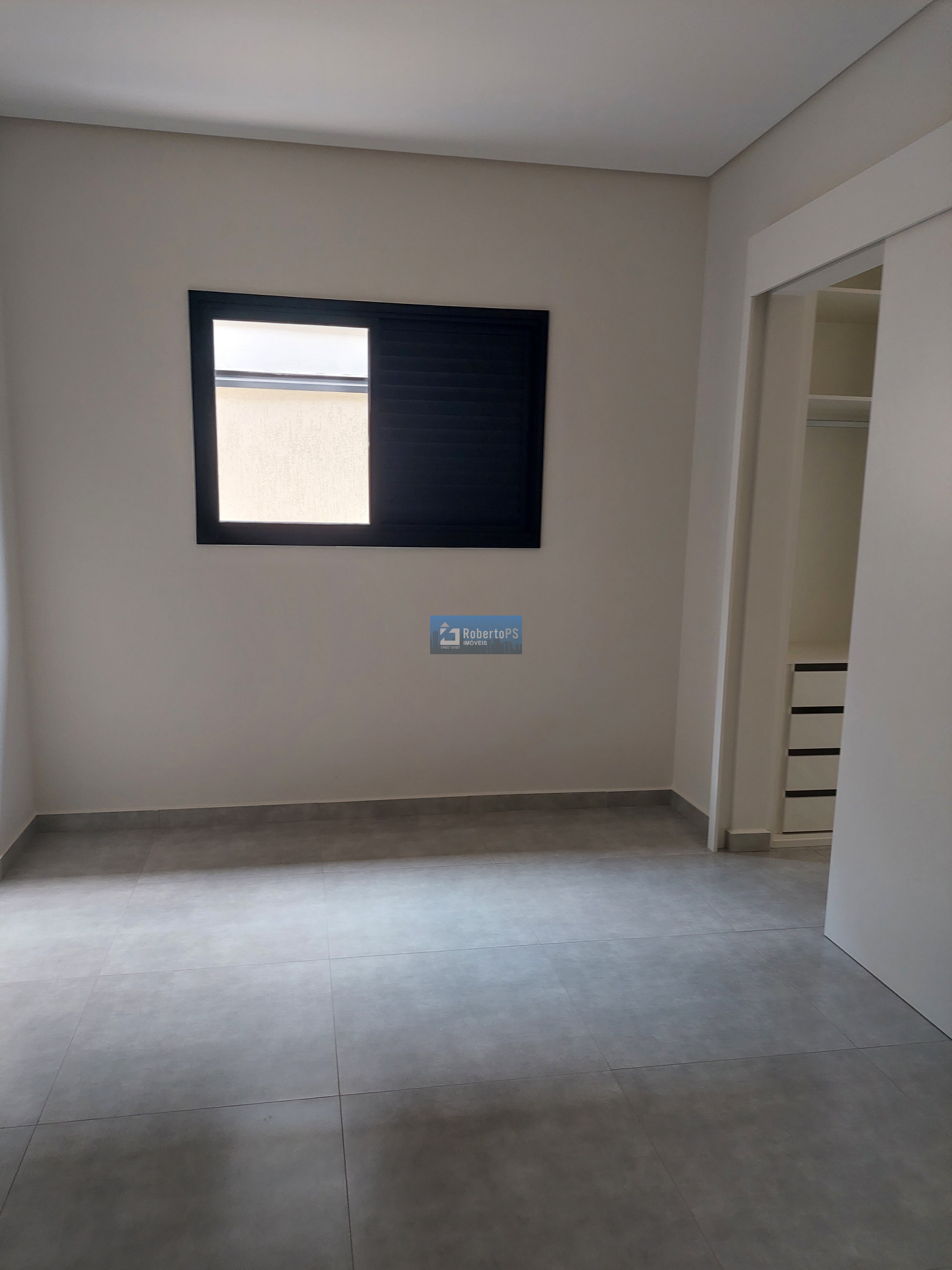 Maravilhosa casa para permuta no condomínio fechado Terras do Vale com total segurança e recém construída