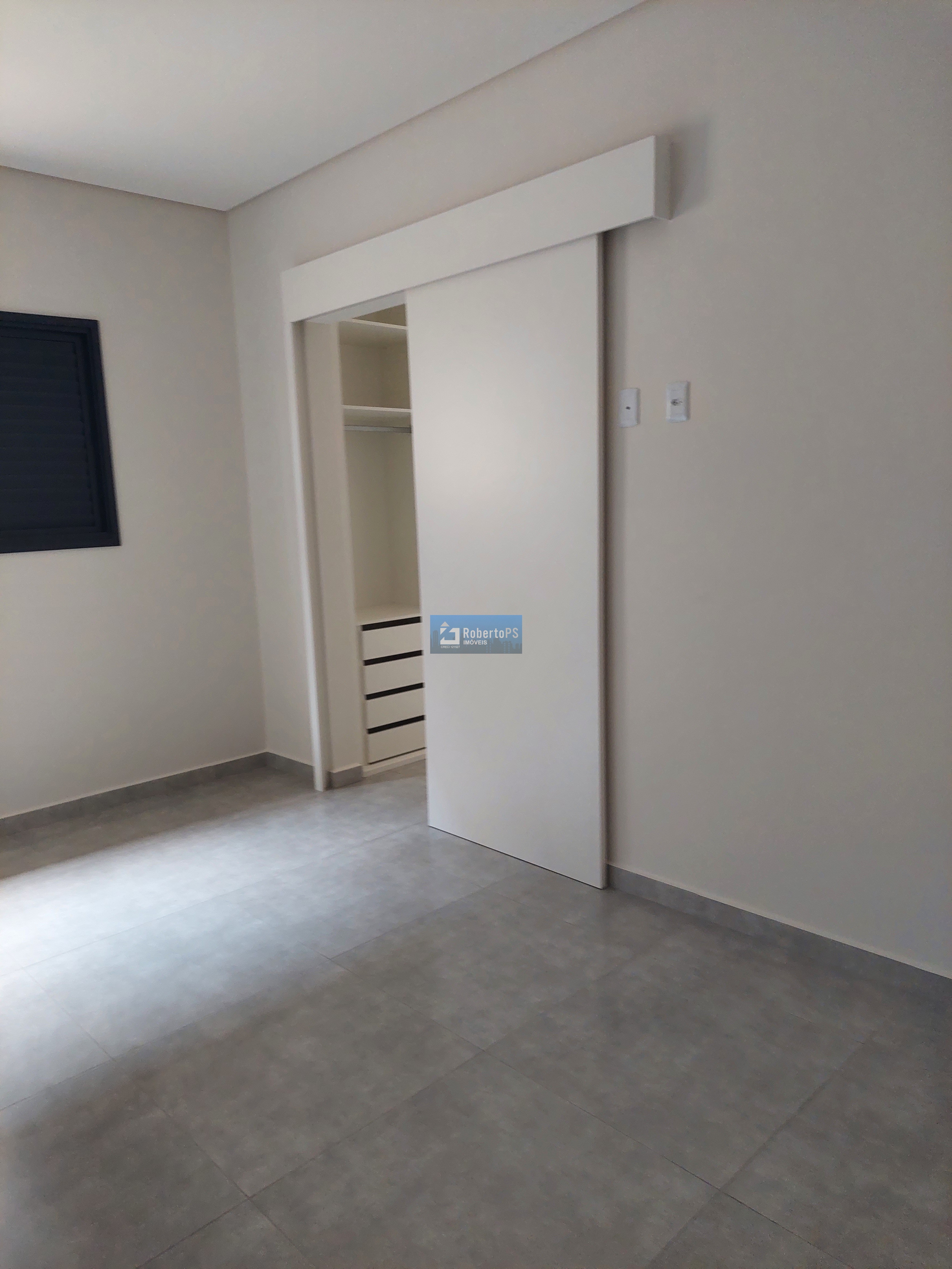 Maravilhosa casa para permuta no condomínio fechado Terras do Vale com total segurança e recém construída