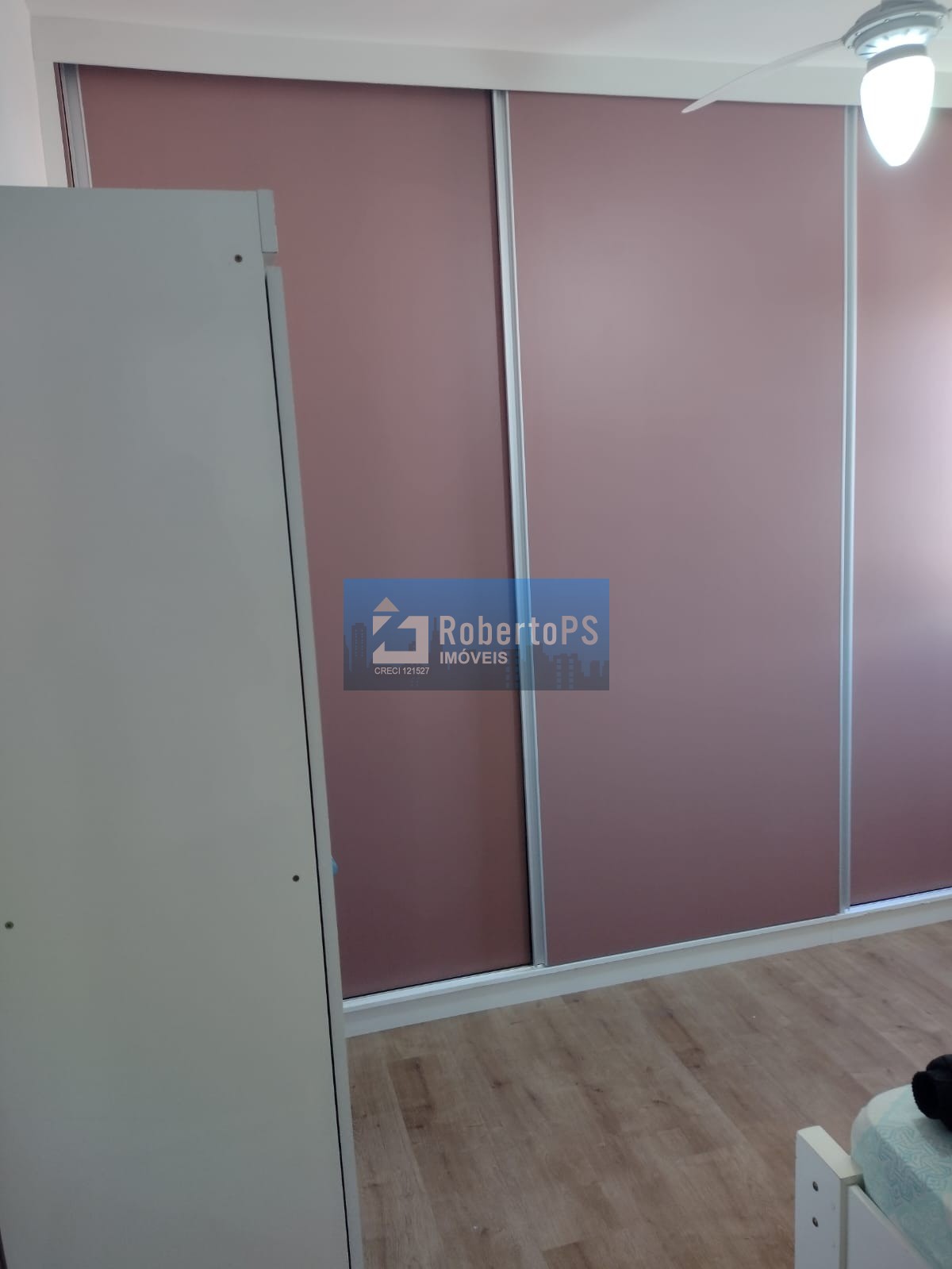 Lindo apartamento com 1 suíte, no Parque Industrial.