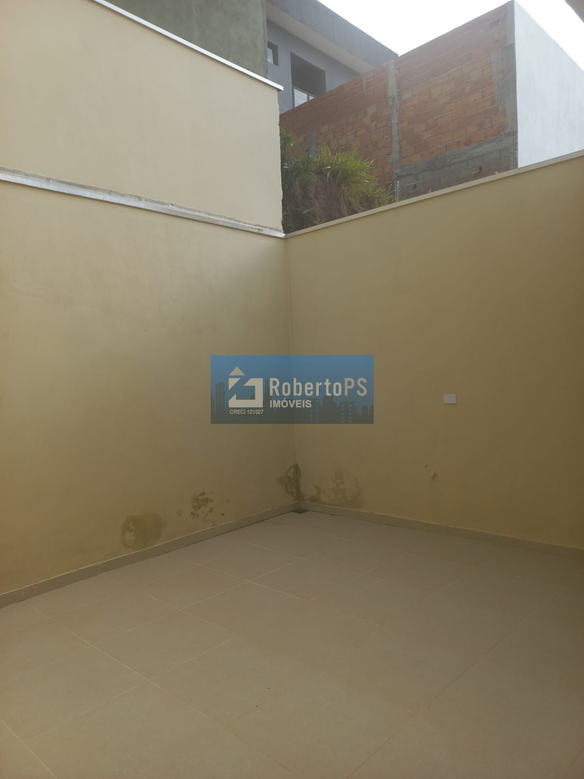 Linda casa com 3 dormitórios no Portal dos Pássaros