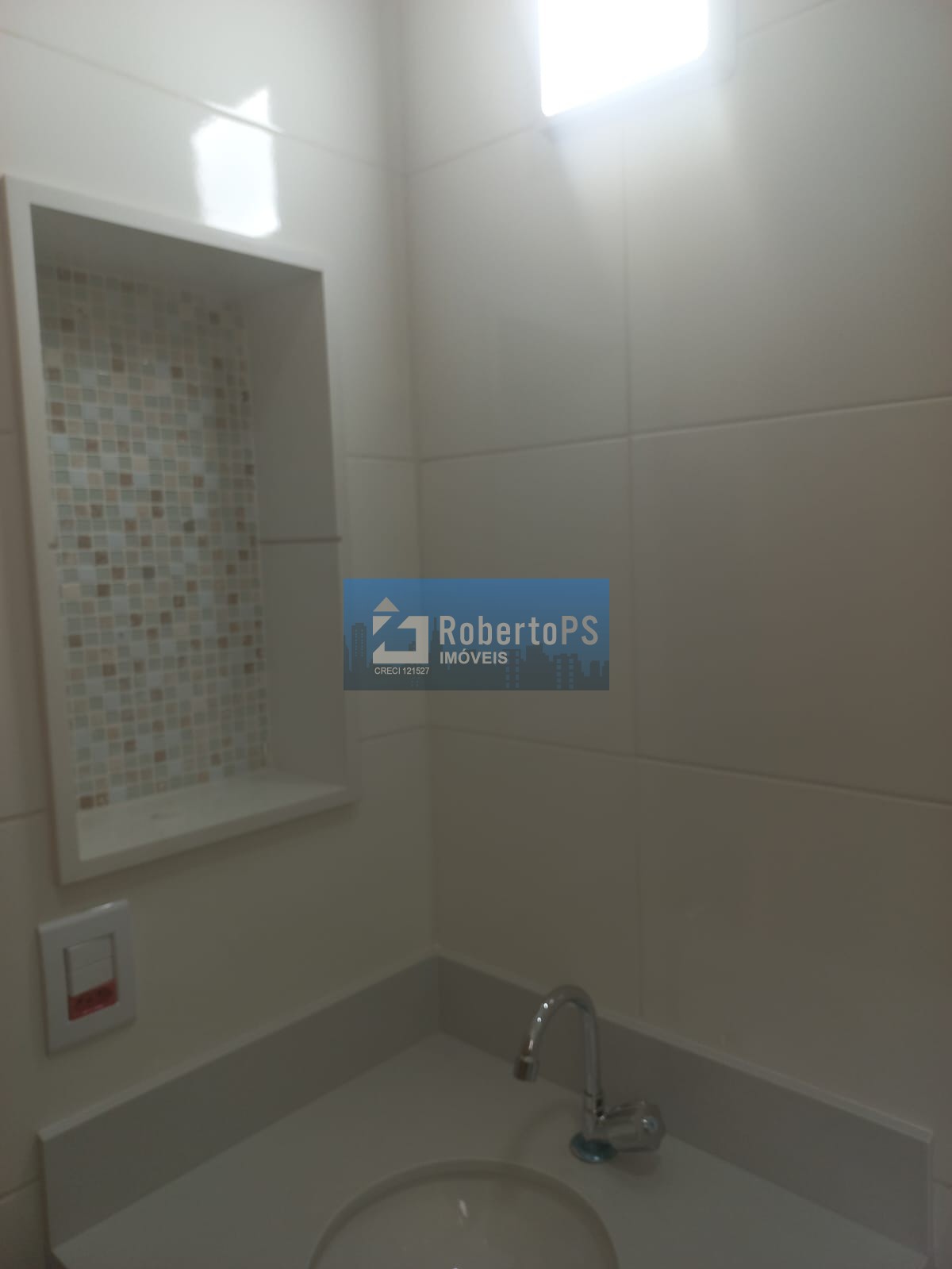 Linda casa com 3 dormitórios no Portal dos Pássaros