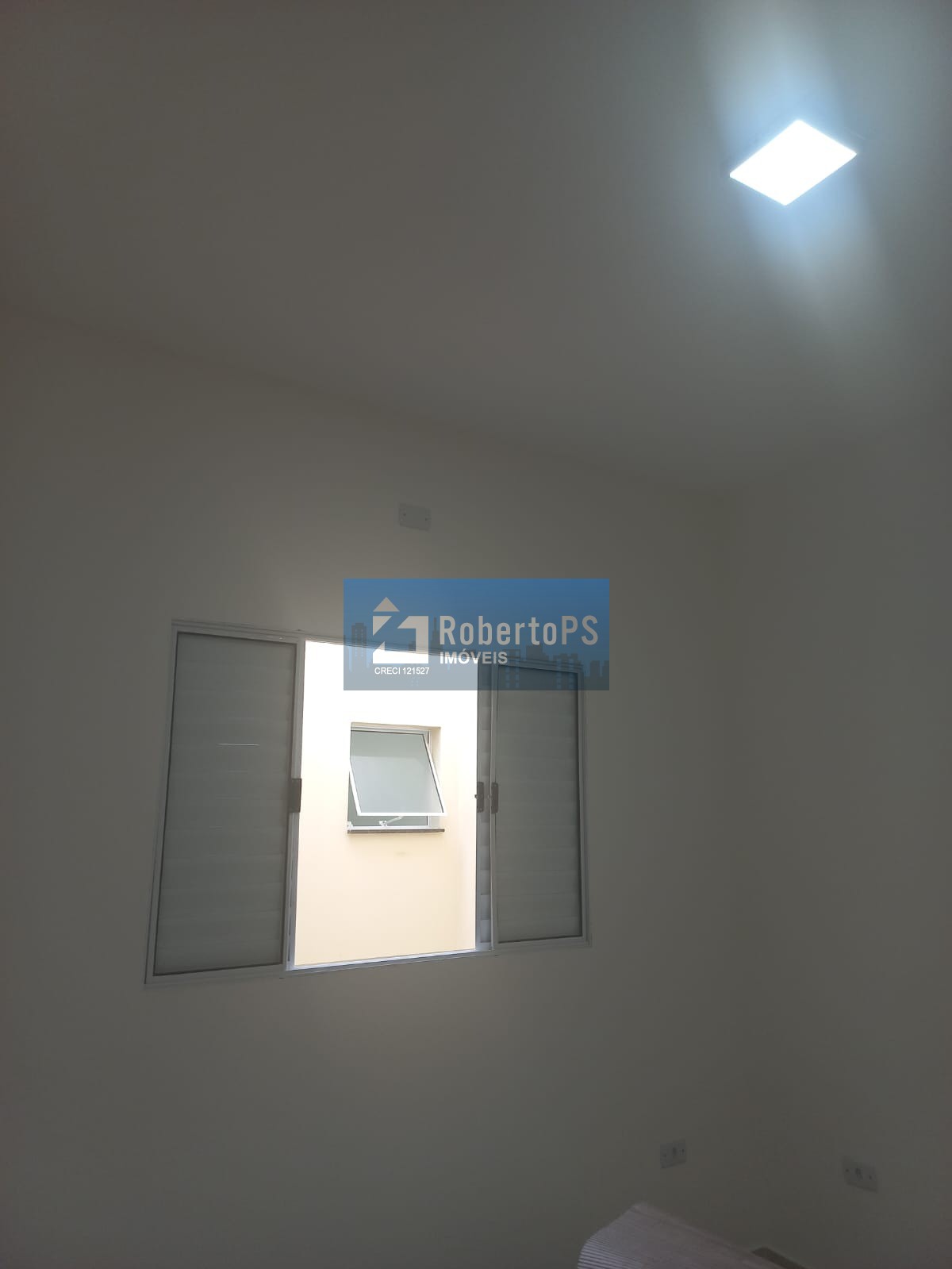 Linda casa com 3 dormitórios no Portal dos Pássaros