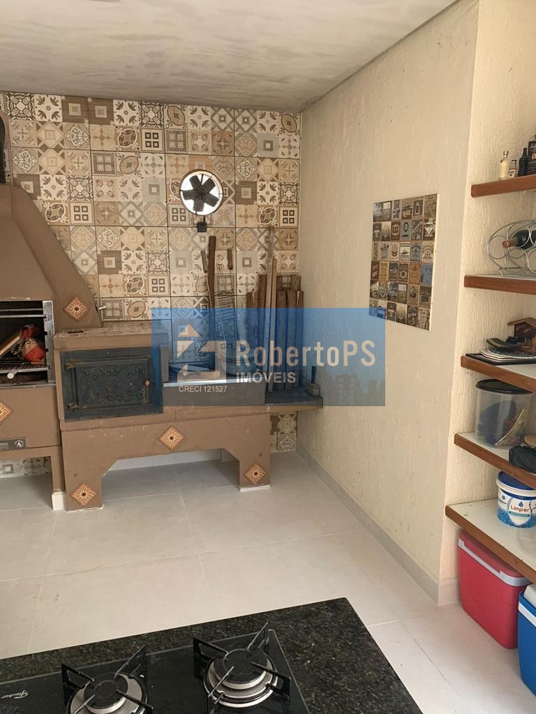 Maravilhosa casa no Residencial Jaguary Urbanova com 4 súites