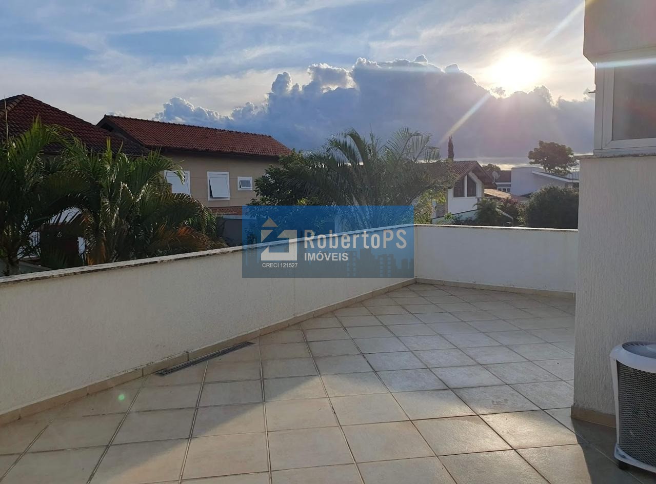 Casa linda no esplanada do sol com 4 suítes e piscina.