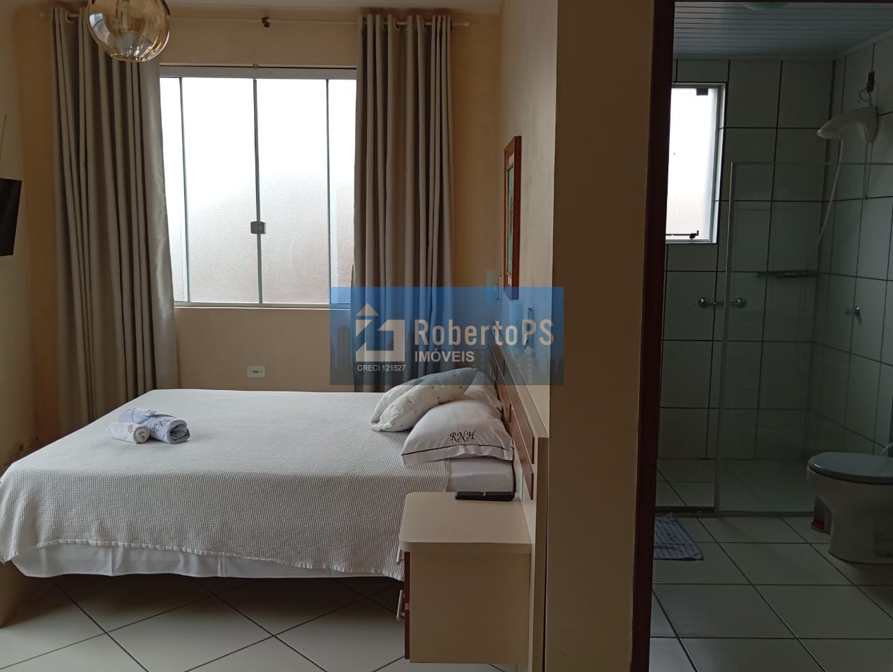 Hotel à venda no Centro de Rio Negro-PR: 40 quartos, 35 suítes, 1 sala, 40 vagas de garagem, 3.800m² de área!