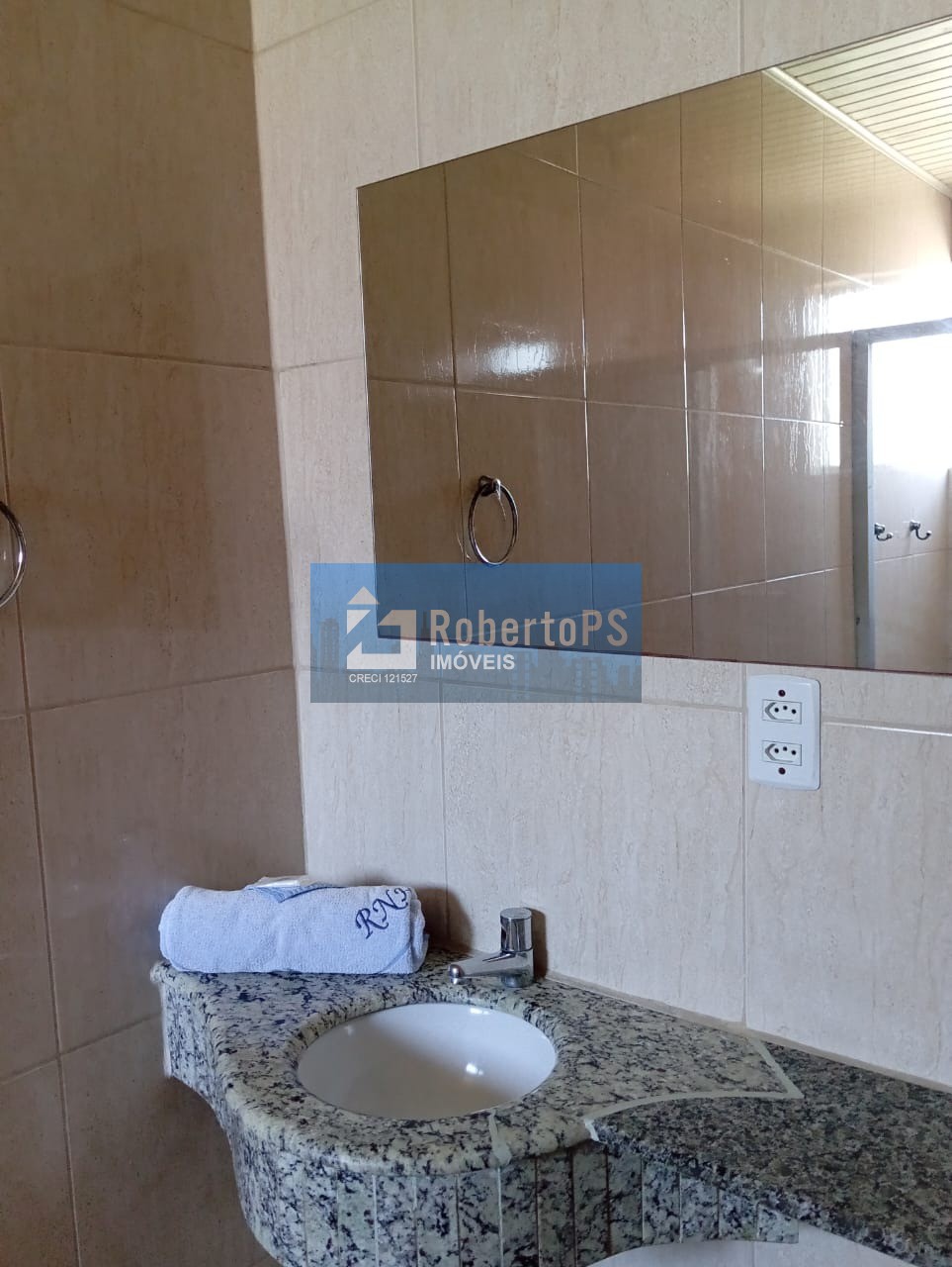 Hotel à venda no Centro de Rio Negro-PR: 40 quartos, 35 suítes, 1 sala, 40 vagas de garagem, 3.800m² de área!