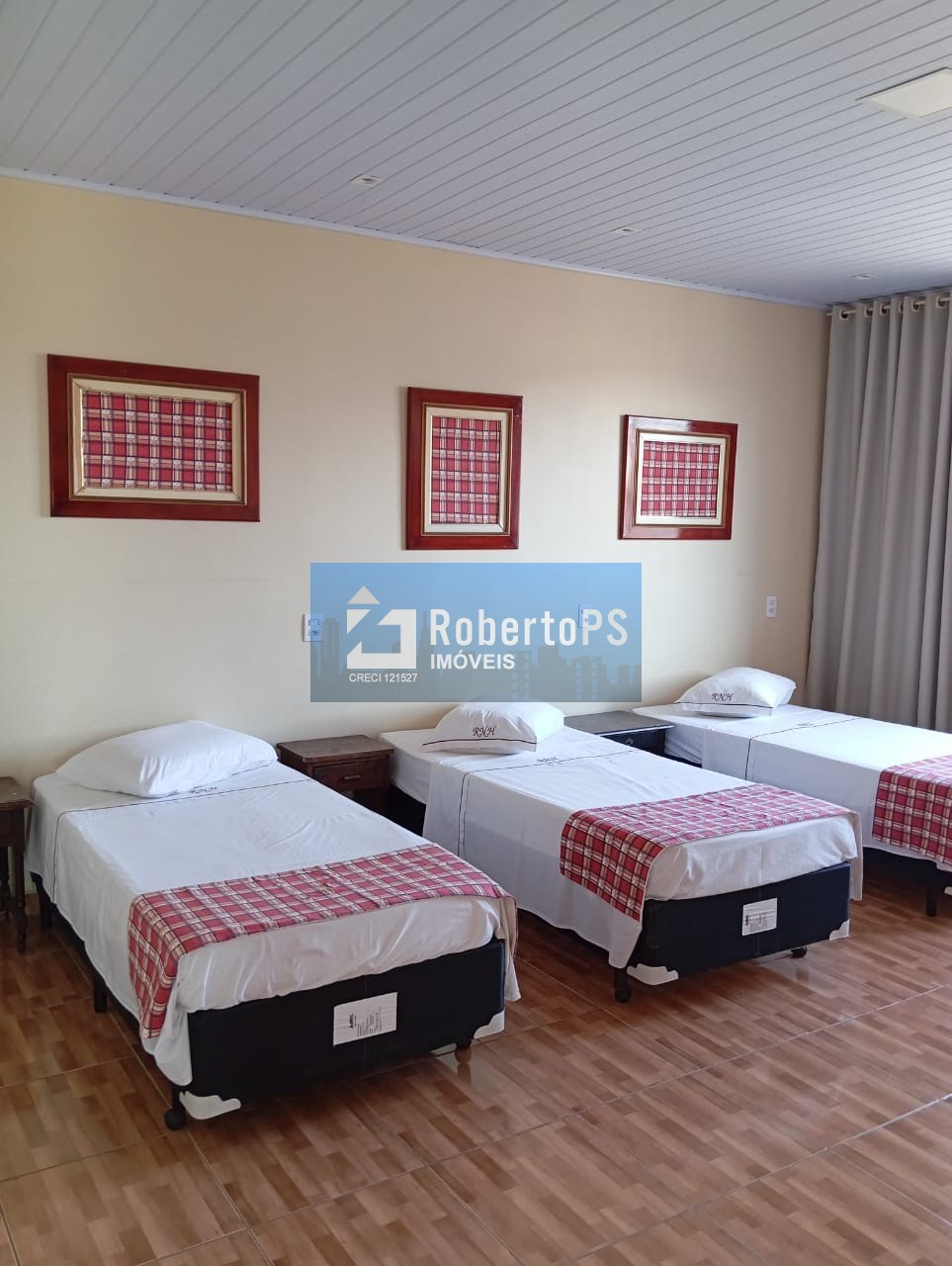Hotel à venda no Centro de Rio Negro-PR: 40 quartos, 35 suítes, 1 sala, 40 vagas de garagem, 3.800m² de área!