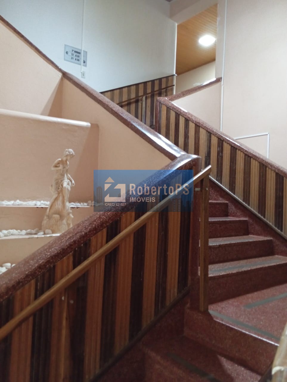 Hotel à venda no Centro de Rio Negro-PR: 40 quartos, 35 suítes, 1 sala, 40 vagas de garagem, 3.800m² de área!