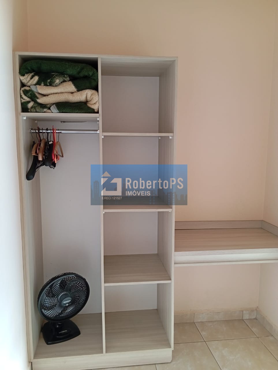 Hotel à venda no Centro de Rio Negro-PR: 40 quartos, 35 suítes, 1 sala, 40 vagas de garagem, 3.800m² de área!