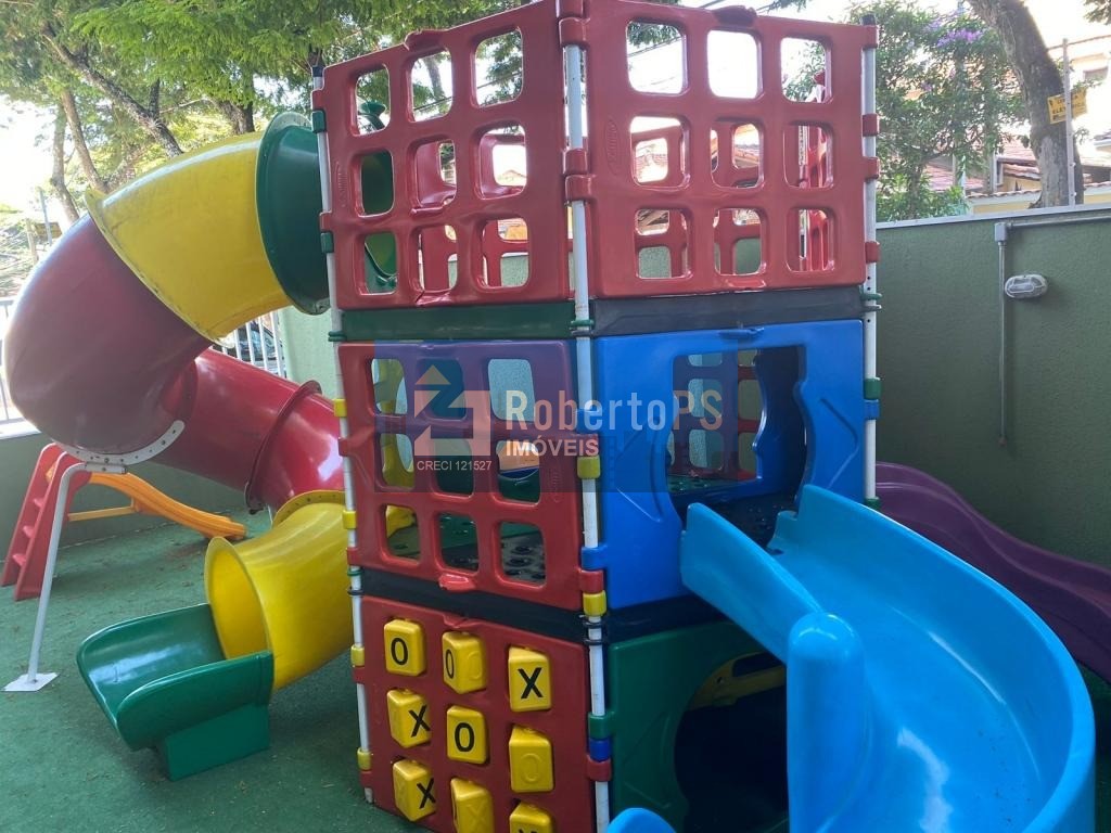 Venha morar no conforto e comodidade do Edifício Solar das Tuíras, com um lindo apartamento de 3 quartos, sendo 1 suíte, 2 banheiros, sala espaçosa e ainda uma vaga de garagem.
