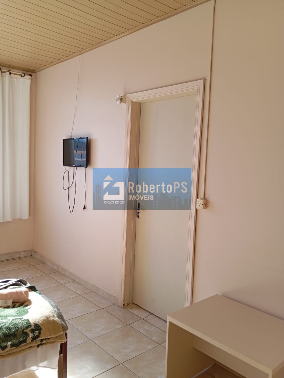 Hotel à venda no Centro de Rio Negro-PR: 40 quartos, 35 suítes, 1 sala, 40 vagas de garagem, 3.800m² de área!