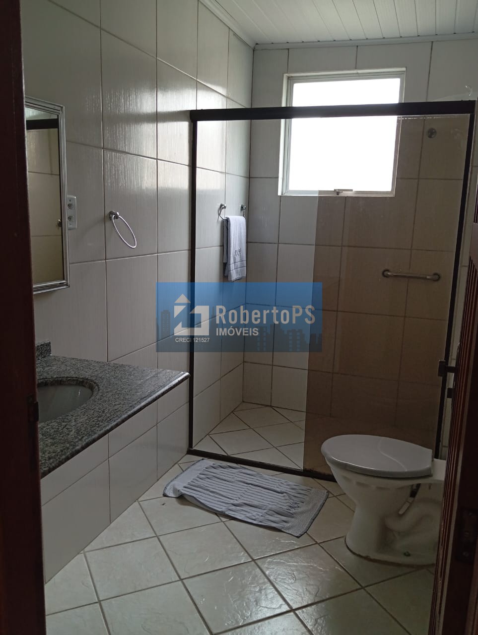 Hotel à venda no Centro de Rio Negro-PR: 40 quartos, 35 suítes, 1 sala, 40 vagas de garagem, 3.800m² de área!