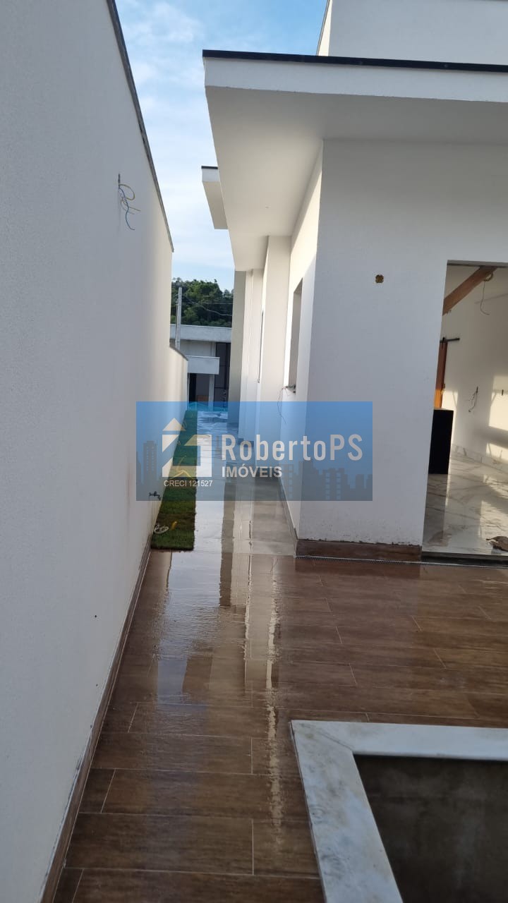Linda casa alto padrão em Condomínio em Mogi das Cruzes