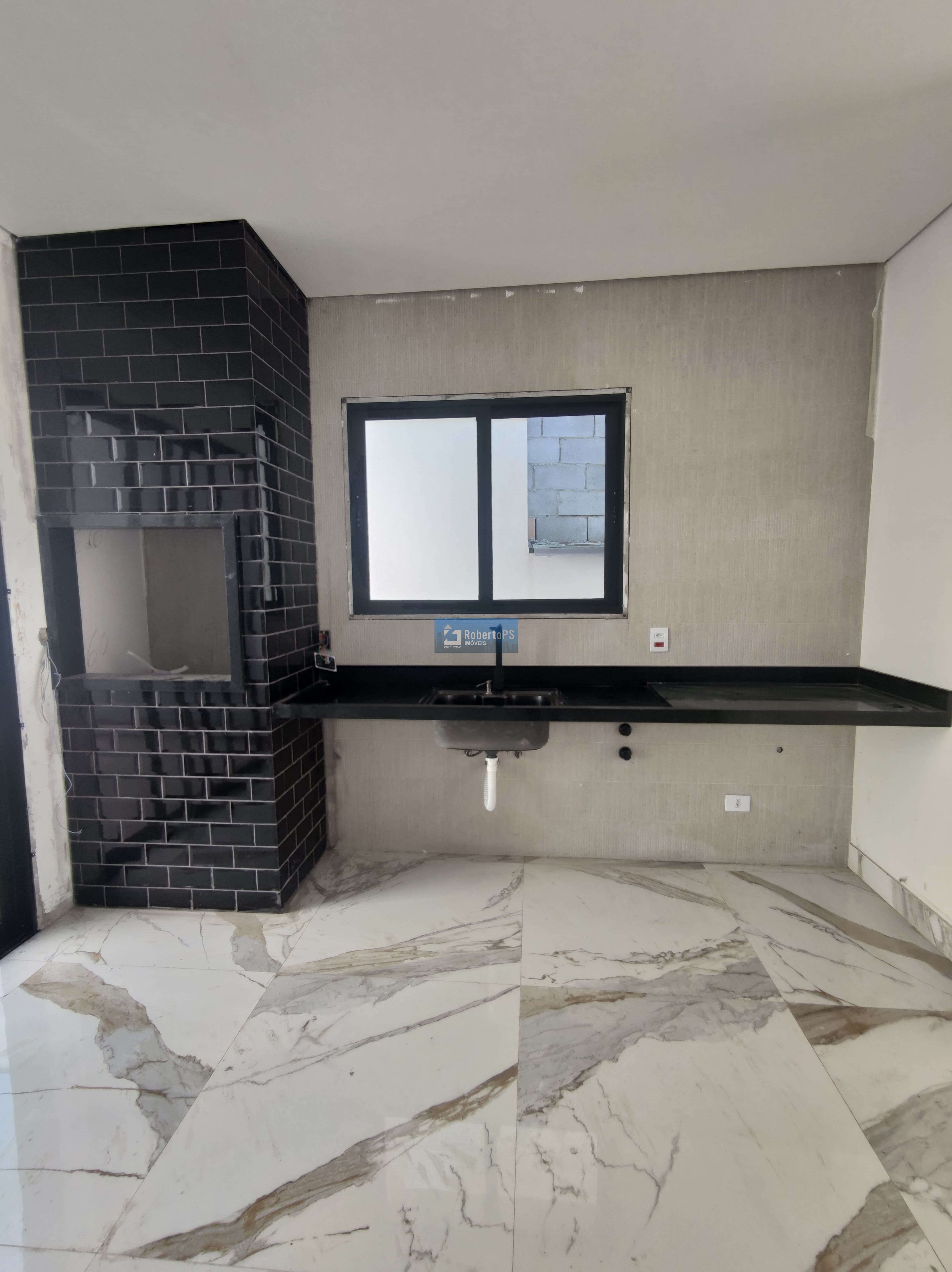 Linda casa alto padrão em Condomínio em Mogi das Cruzes