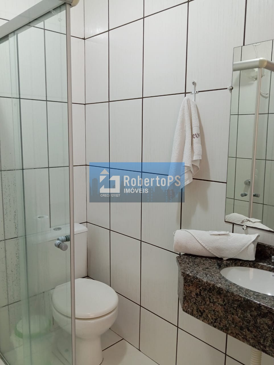 Hotel à venda no Centro de Rio Negro-PR: 40 quartos, 35 suítes, 1 sala, 40 vagas de garagem, 3.800m² de área!