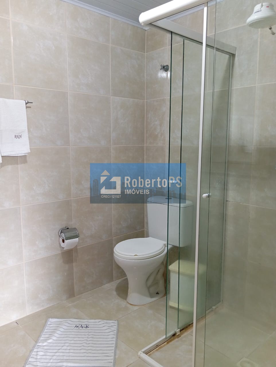 Hotel à venda no Centro de Rio Negro-PR: 40 quartos, 35 suítes, 1 sala, 40 vagas de garagem, 3.800m² de área!
