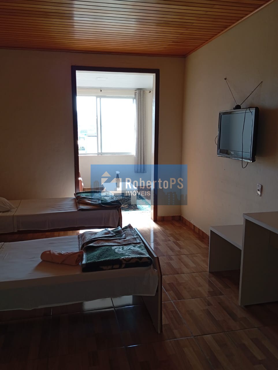 Hotel à venda no Centro de Rio Negro-PR: 40 quartos, 35 suítes, 1 sala, 40 vagas de garagem, 3.800m² de área!