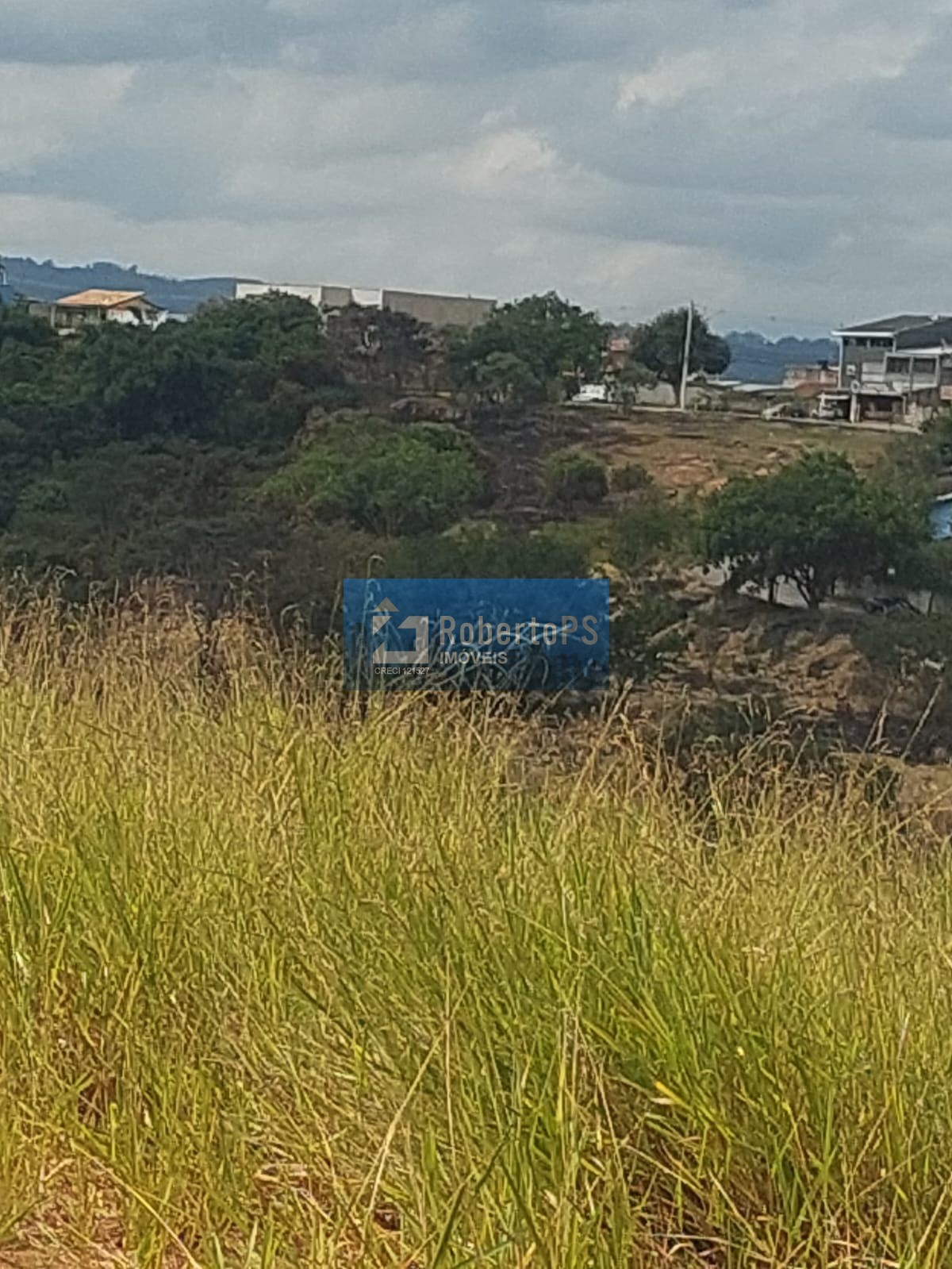 Espetacular terreno no mirante de cambuí com 337m2