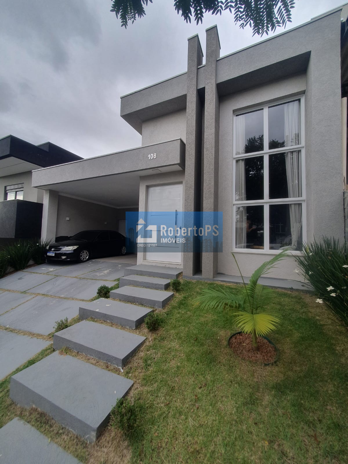 Casa térrea no condomínio no parque califórnia jacareí