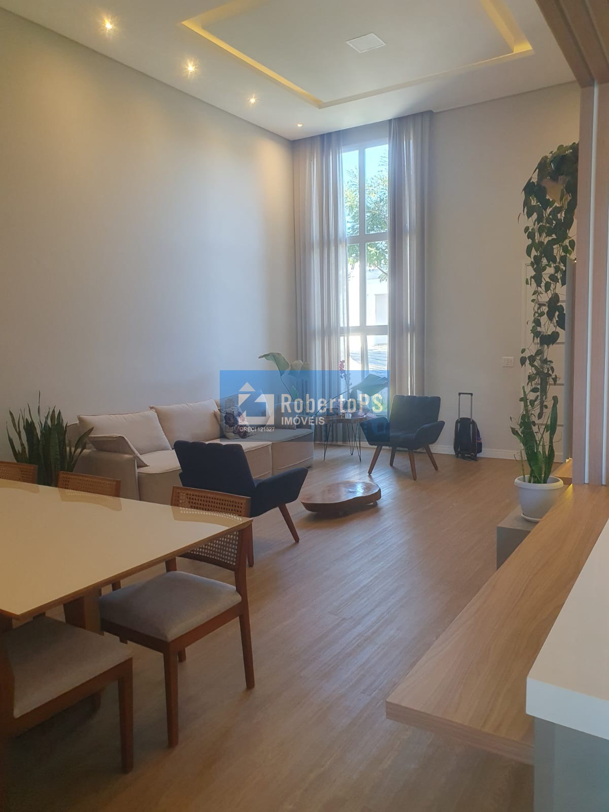 Casa térrea no condomínio no parque califórnia jacareí