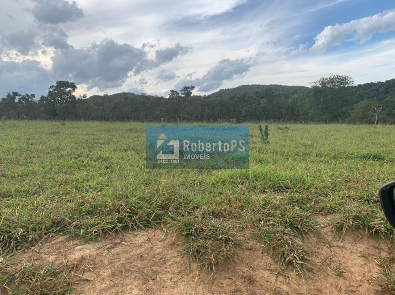 Fazenda de gado à venda na região de paracatu - mg com 212 h