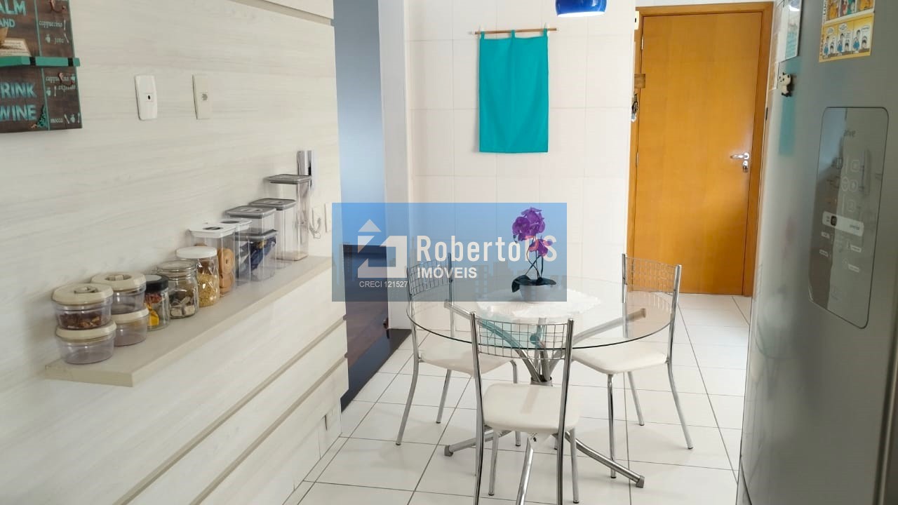 Maravilhoso apartamento com 4 dormitórios, 3 suítes, condomínio clube no Aquarius.