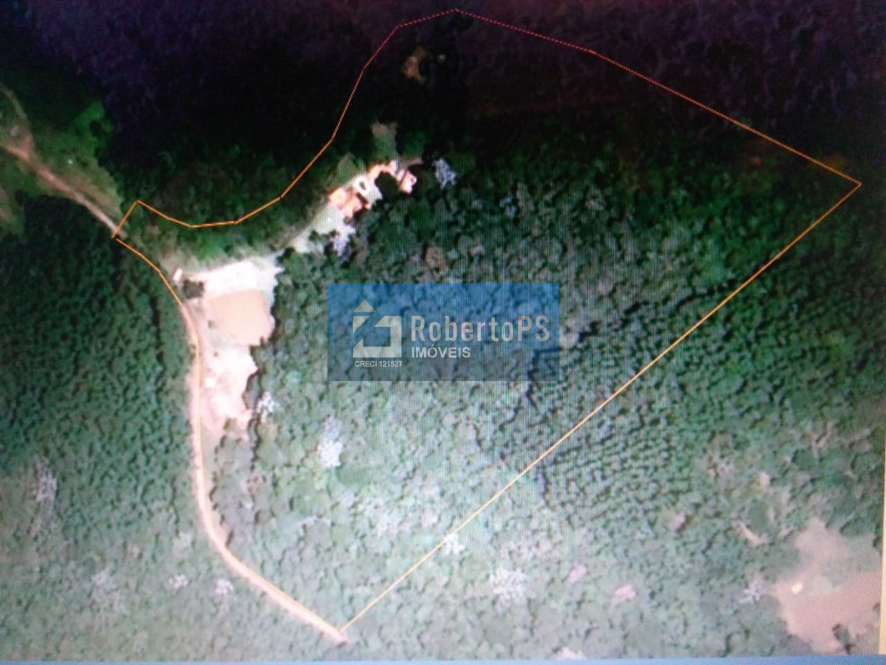 Sítio à venda em Paraibuna-SP com 60.000m2 em local de grande sossego e segurança