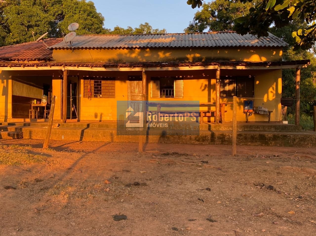 Fazenda de gado à venda na região de Paracatu - MG com 212 hectares