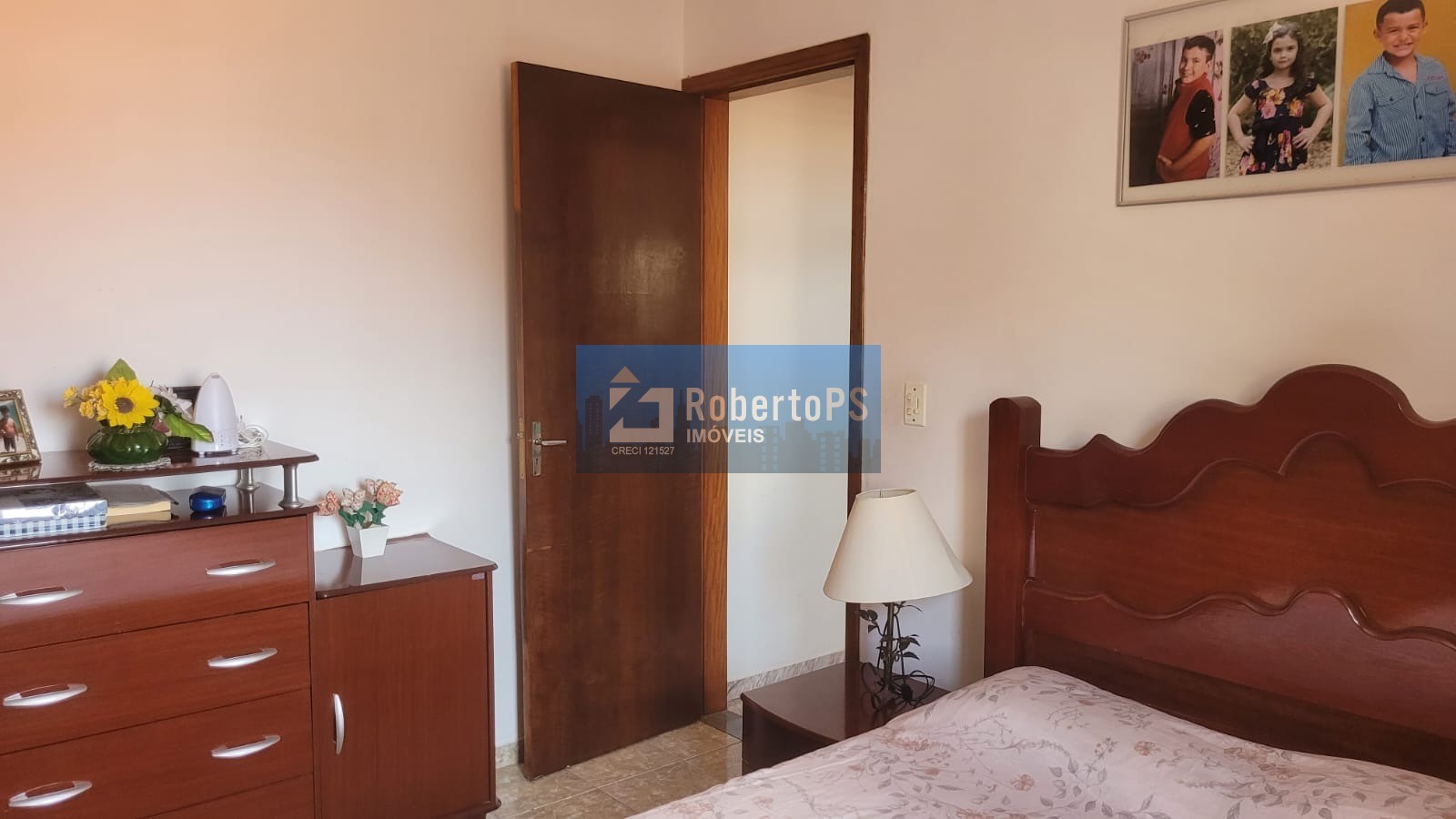 Imperdível oportunidade de adquirir uma casa no Jardim das Indústrias em São José dos Campos-SP com 3 quartos e 148m²!