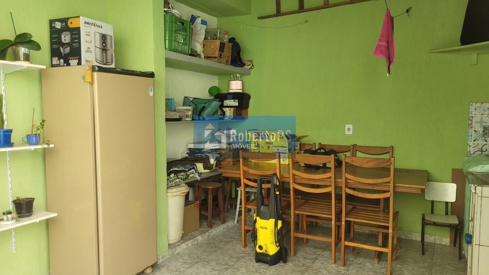 Imperdível oportunidade de adquirir uma casa no Jardim das Indústrias em São José dos Campos-SP com 3 quartos e 148m²!