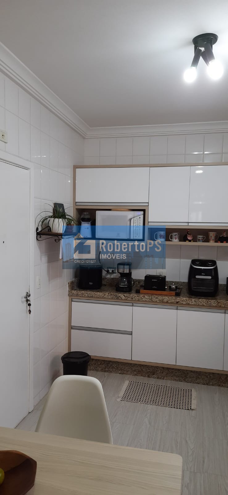 Apartamento 4 suítes no Jardim das Indústrias