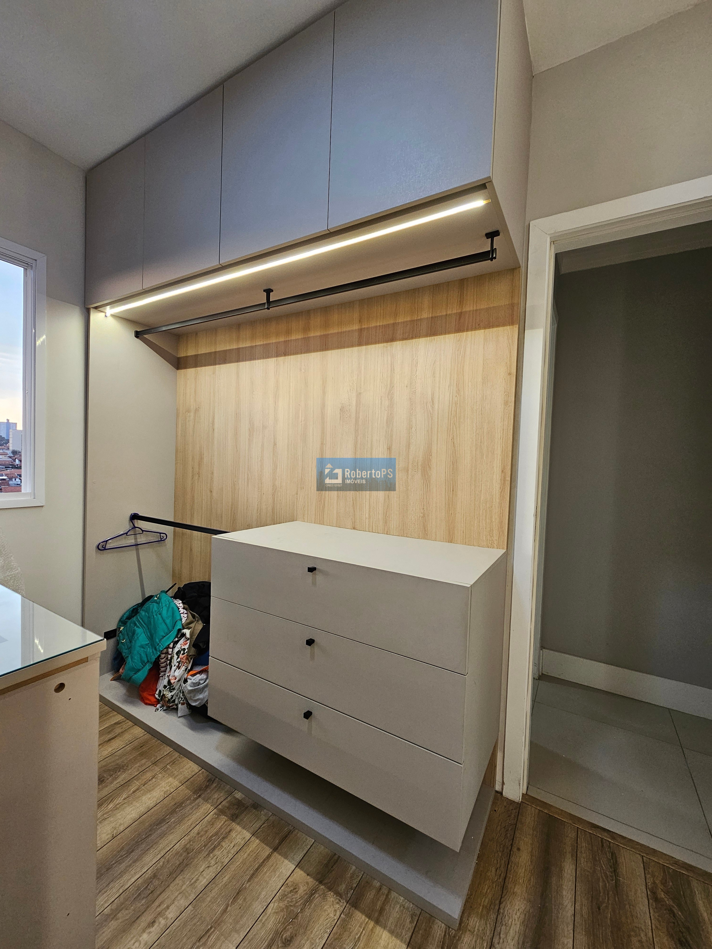 Apartamento de 1 quarto e suíte com vaga de garagem e 67m² n