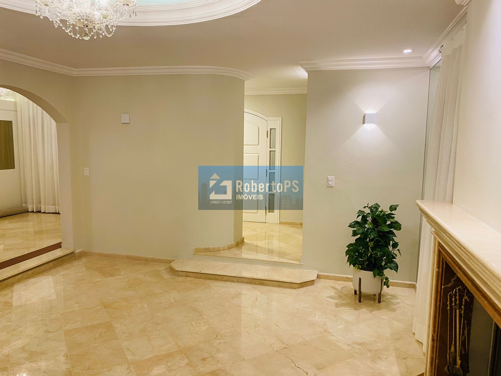 Residência alto padrão em condomínio, um luxo