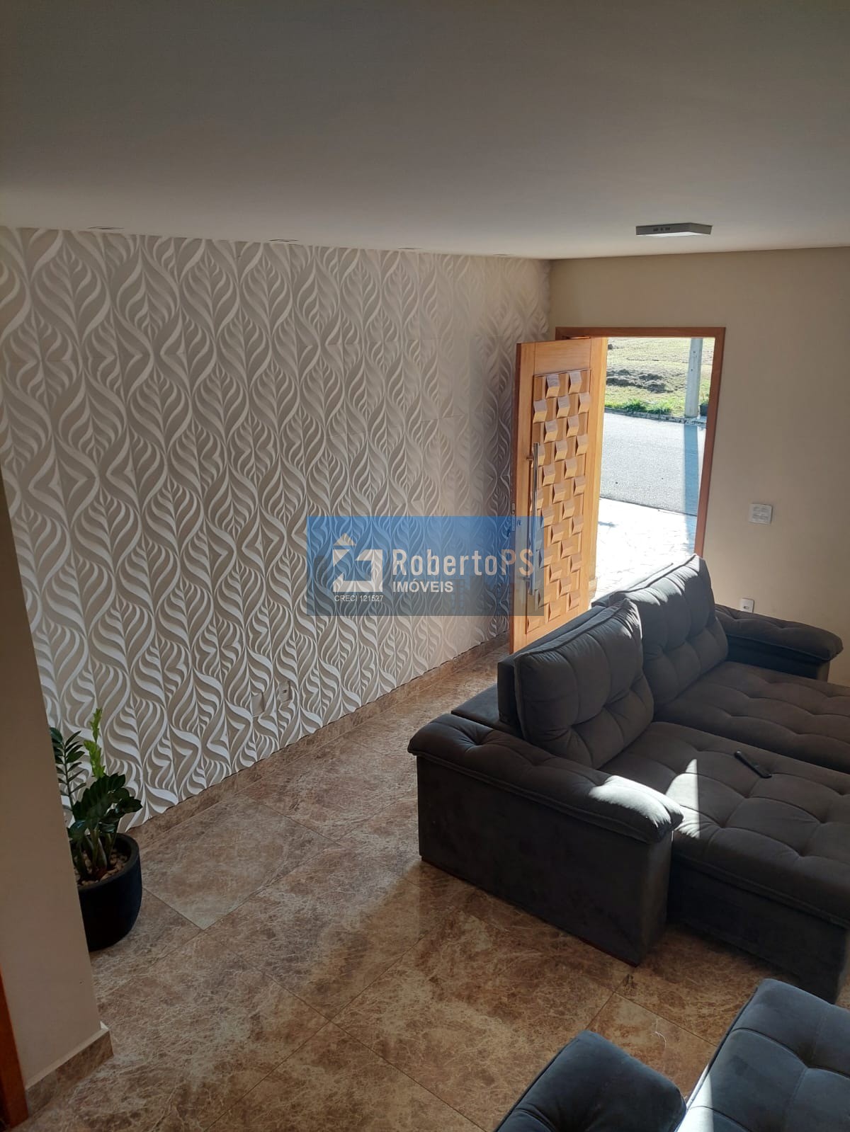 Excelente casa em condômino fechado em Caçapava. Faça sua proposta!!