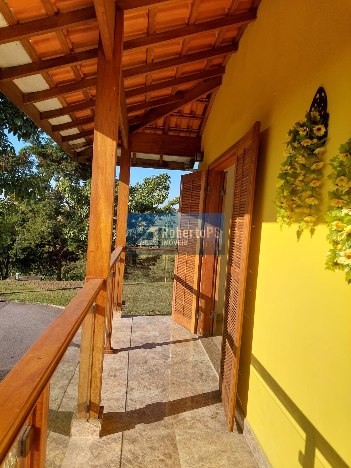 Excelente casa em condômino fechado em caçapava. Faça sua pr
