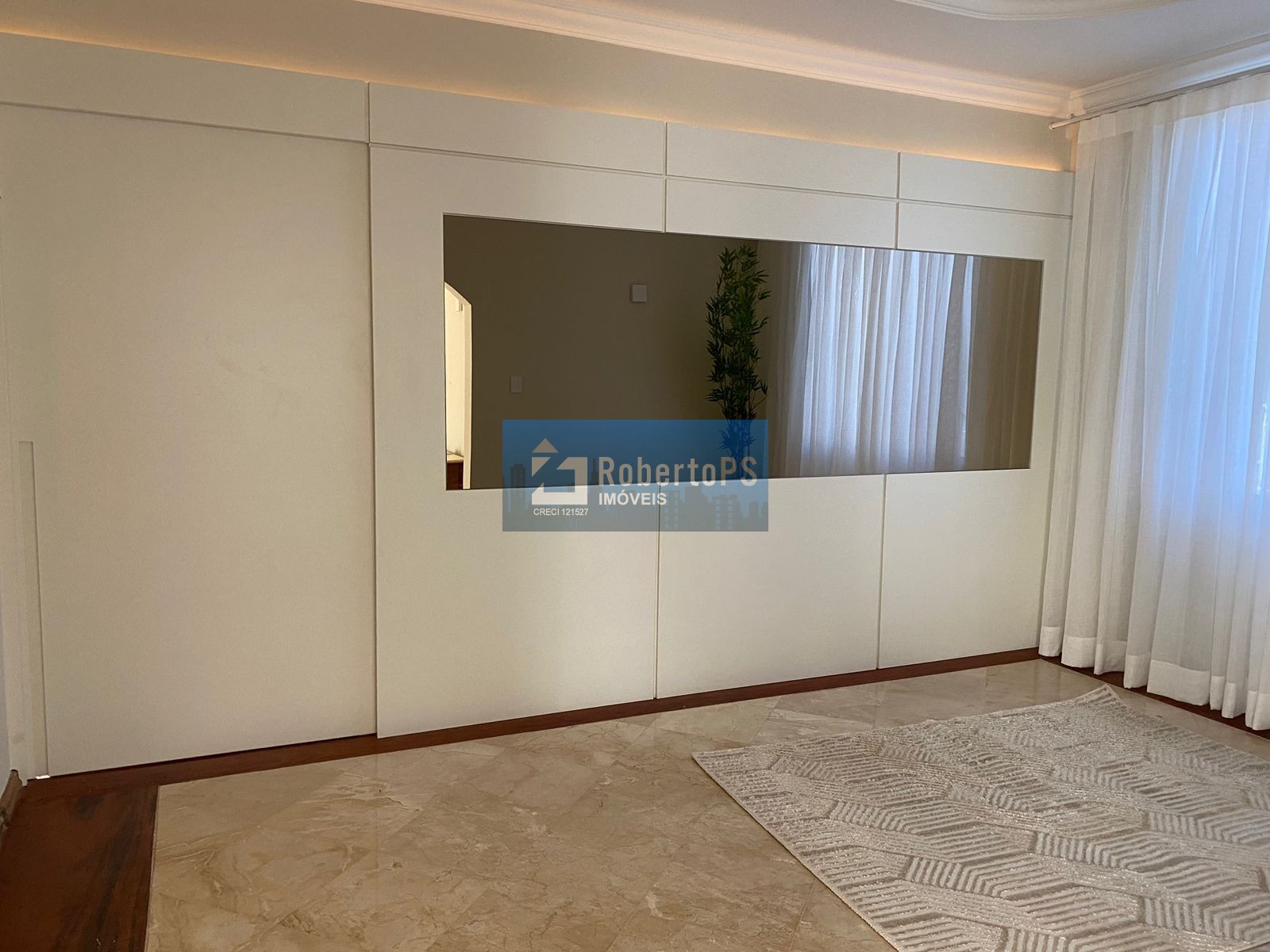 Residência alto padrão em condomínio, um luxo