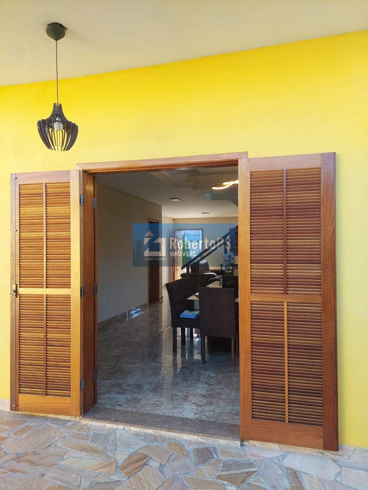Excelente casa em condômino fechado em Caçapava. Faça sua proposta!!