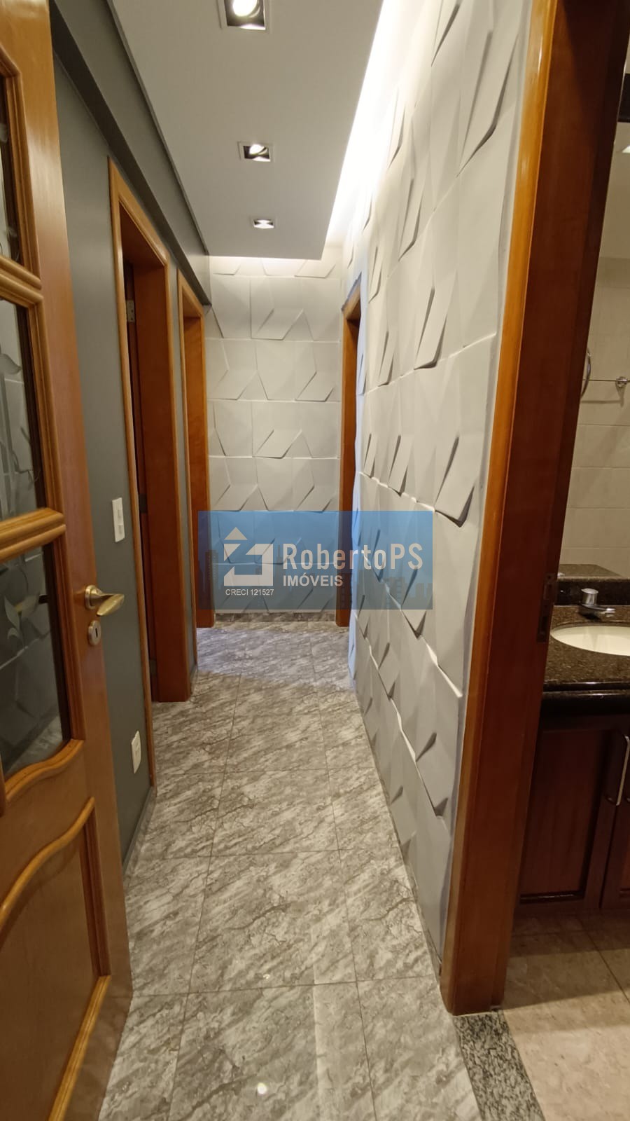Excelente oportunidade de morar em um apartamento espaçoso e cheio de conforto!